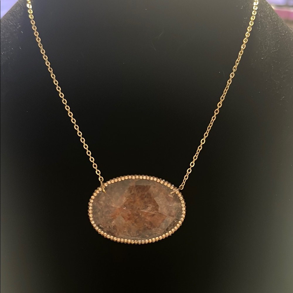 Elegant Gold Chain Necklace with Brown Pendant